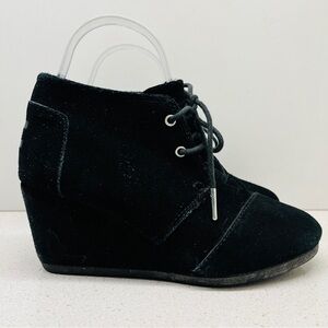 Toms Desert Wedge Bootie Ankle Black Suede Leather Lace Up Boots Shoes Sz  6 W